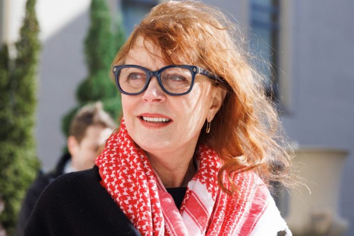 Susan Sarandon ist selbst auf Partnersuche. / Source: CNP/AdMedia/ImageCollect