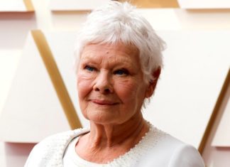 Judi Dench und Sian Phillips als erste Frauen in Londoner Privatclub Judi Dench ist neben Sian Phillips die erste Frau, die in den Londoner Garrick Club aufgenommen wurde. / Source: carrie-nelson/ImageCollect