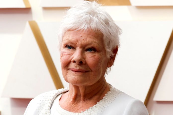 Judi Dench ist neben Sian Phillips die erste Frau, die in den Londoner Garrick Club aufgenommen wurde. / Source: carrie-nelson/ImageCollect