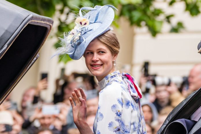 Am 15. Juni strahlte Lady Louise Windsor bei 