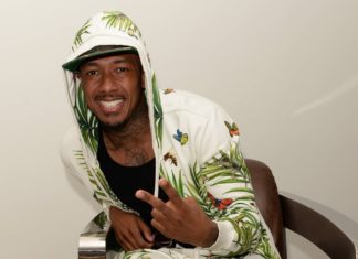 Nick Cannon versichert seine Hoden für zehn Millionen Dollar Nick Cannon hat zwölf Kinder von sechs Frauen. / Source: IMAGO/MediaPunch