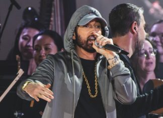 Rapper Eminem kündigt sein neues Album mit einem Horrorvideo an Eminem meldet sich vier Jahre nach seinem letzten Album mit neuen Songs zurück. / Source: Jacob giampa/Shutterstock.com